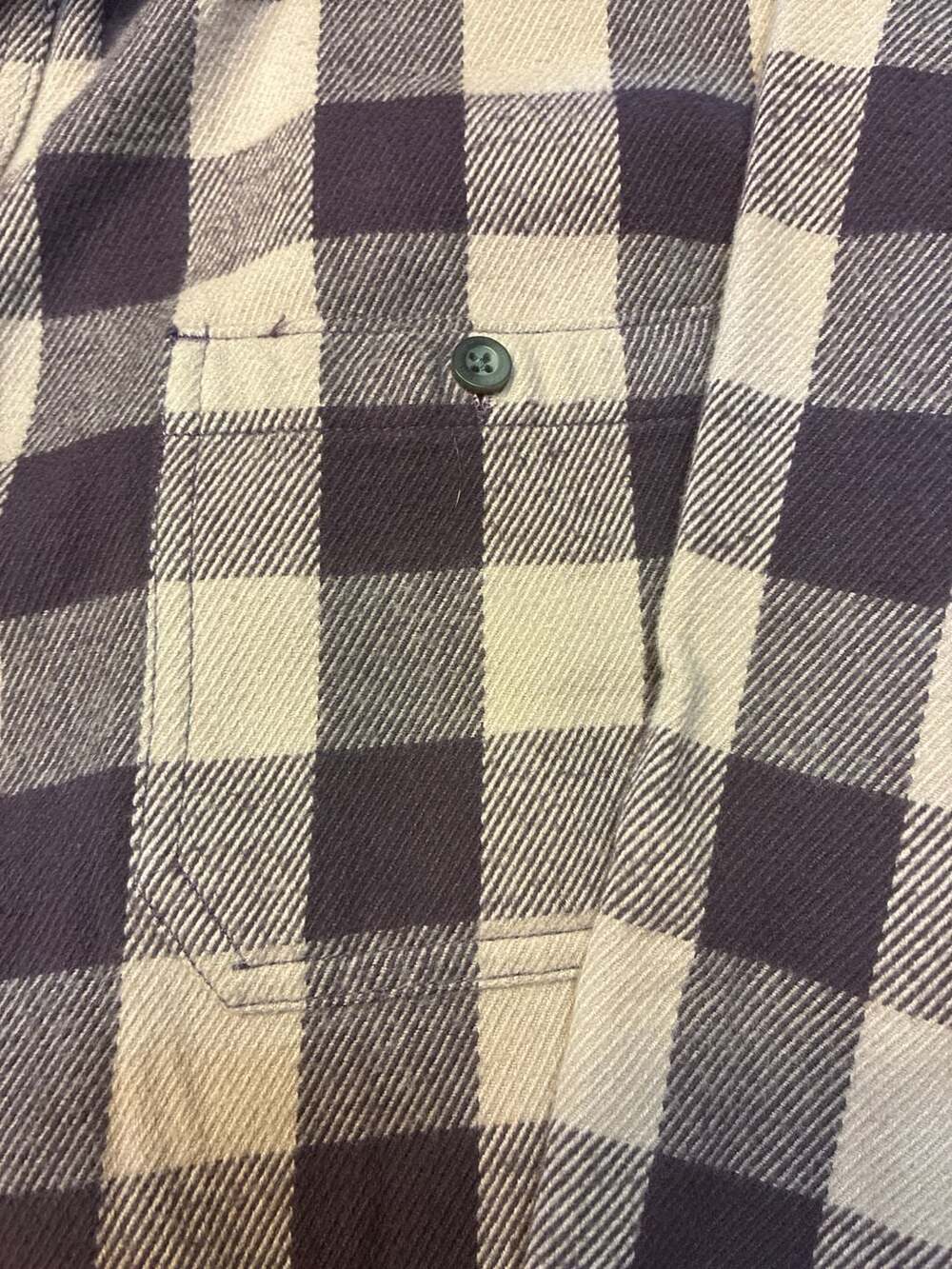 Woolrich Women's Aubergine Buffalo Check Flannel Shirt Size L - Picture 3 of 8